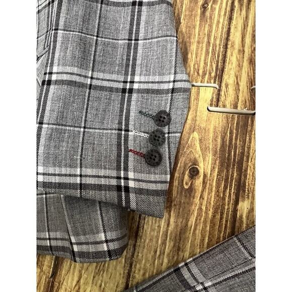 Pierre Cardin 3 Pc Suit BOYS Gray Plaid Sz 8 - Picture 4 of 11